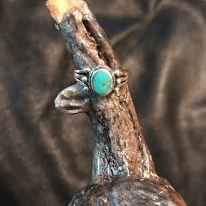Native American Sterling Silver & Turquoise Ring